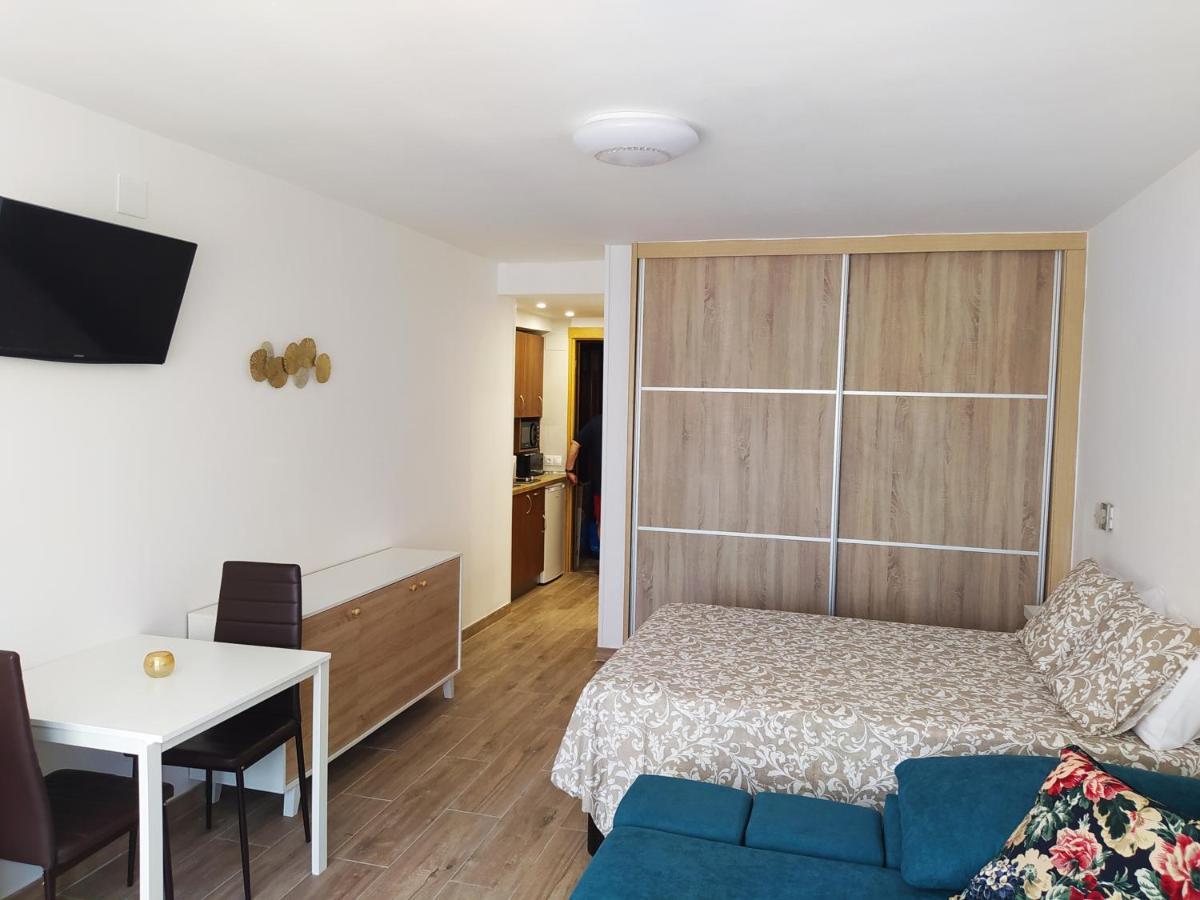 Recien Reformado, Fire Stick Amazon, Wifi, 2 Pers, Centrico, 20 M Playa Appartement Torremolinos Buitenkant foto
